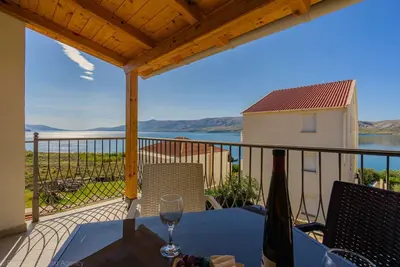 Image de Studio near the beach with sea view, shared terrace on the beach with grill