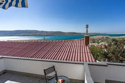 Image de Studio with sea view and pool