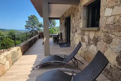 Image de Villa de Charme 2 Personnes à 5mn des Piscines Naturelles