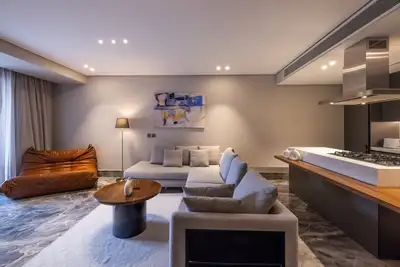 Image de Monochrome - Two Bed - Pool / Garden Access - Gf