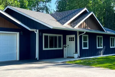 Image de Soldotna home close to the highway and centrally located to all things Alaska