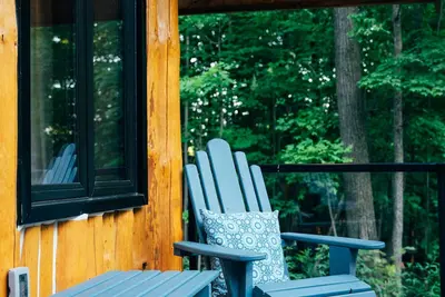 Image de Hidden Creekside Cabin