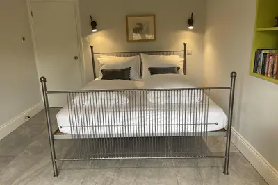Image de 1BedApt PrivateEstate w/Free Parking - 10minToCity