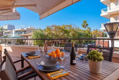 Image de Confortable appartement pour 5 personnes avec climatisation, Wifi, Tv et terrasse