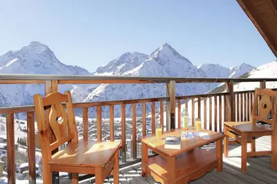 Image de Confortable appartement pour 4 personnes avec piscine privée, Wifi, Tv, animaux admis et parking