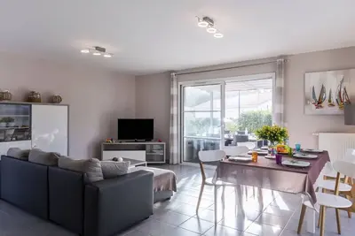 Image de Magnifique maison de vacances privée avec Wifi, Tv, terrasse, animaux admis et parking