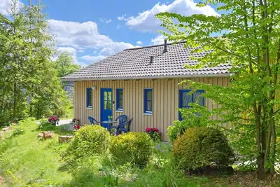 Image de Merveilleuse maison de vacances privée pour 6 personnes avec Wifi, Tv, terrasse et parking