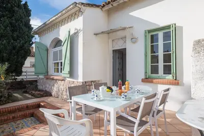 Image de Merveilleuse maison de vacances privée avec Wifi, climatisation, Tv, animaux admis et parking