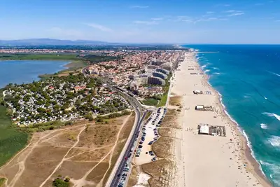 Image de Joli appartement pour 5 personnes avec Wifi, Tv, balcon, animaux admis et parking