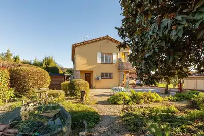 Image de Bel appartement pour 4 personnes avec climatisation, Wifi, Tv, balcon et parking