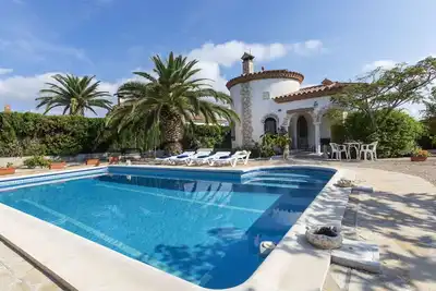 Image de Maison de vacances privée avec climatisation, Wifi, piscine privée, Tv, patio, parking
