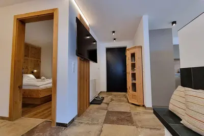 Joli appartement pour 4 personnes avec Wifi, Tv, terrasse et parking