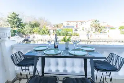 Image de Joli appartement pour 4 personnes avec climatisation, piscine, Wifi, Tv, terrasse et animaux admis