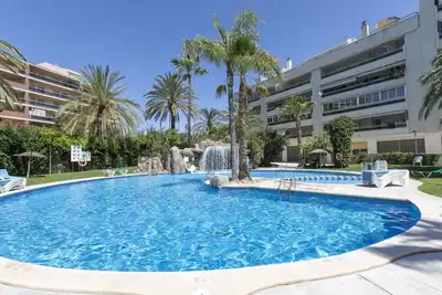 Image de Agréable appartement pour 6 personnes avec piscine, Wifi, climatisation, terrasse et animaux admis