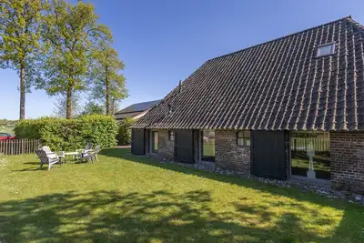 Image de Ferme luxueuse et moderne avec sauna