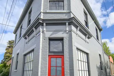 Image de DeWitt Apartment - 3 Red Doors Battery Point