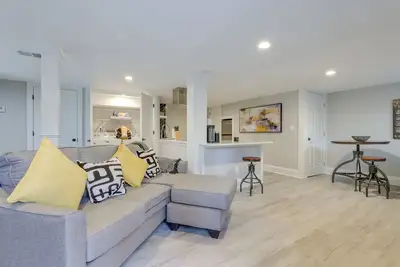 Image de Modern Decatur Getaway ~ 8 Mi to Downtown Atlanta!