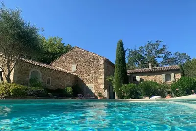 Image de Charmant mas provençal au cœur des lavandes à Grignan