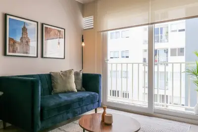 w* | Marvelous 2br with balcony in Miraflores