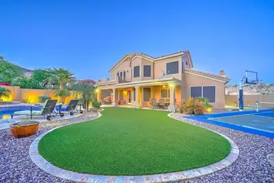 Desert Paradise, Pool, Spa, Pickleball, Putt Green