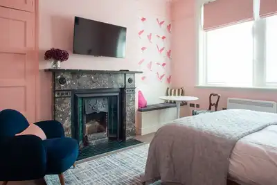 Image de Cold Law @ Arlington House Hotel: Self Check-In Suites