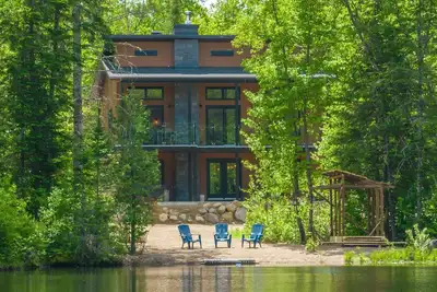 Image de Le Rocher du Lac | Spa et Lac Privé |