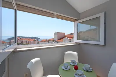 Image de Appartement de vacances Makarska pour 1 - 5 personnes avec 2 chambres à coucher - Maison de vacances