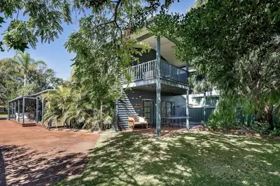 Image de Cosy And Charming Beach House Situated In Quiet Beachside Quindalup