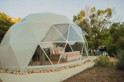Image de Experience Stargazing Bliss in Our New Dome Near Zion National Park!
