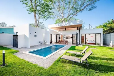 Image de Private Modern Villa with Pool