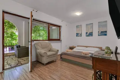 Image de Appartement de vacances Makarska pour 1 - 4 personnes avec 1 chambre à coucher - Maison de vacances