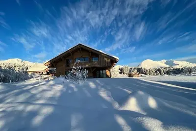 Image de Chalet familial vue Mont Blanc à 100m des pistes de ski