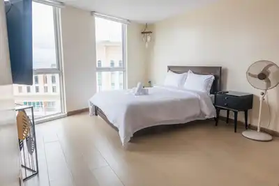 Image de A Taste of Venice: Two Bedroom Apartment with Stunning Views