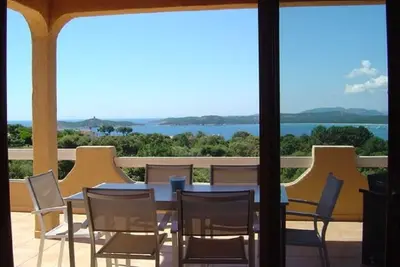 Image de Pinarello, Villa magnifique vue mer, accès à pieds(750m), proche Porto Vecchio