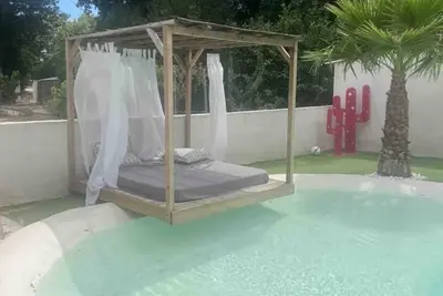 Image de Avignon la maison des roses 5 🪷