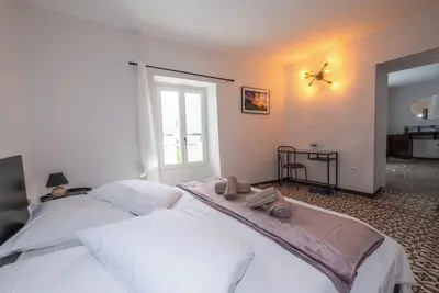Image de Suite Chevalier Loup - Chambre Double avec Salle de Bains Privative