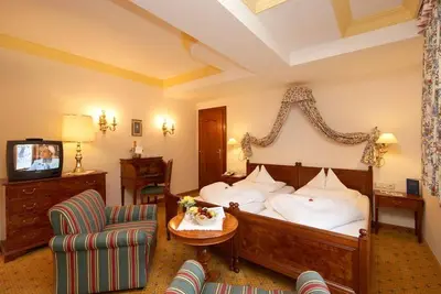 Image de Doppelzimmer 30 - 35 m² Long - Thermenwelt Hotel Pulverer