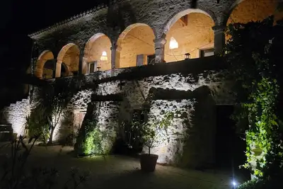 Image de Superbe bastide récemment rénovée dans un cadre et un calme majestueux