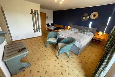 Image de Dreibettzimmer 3, Wc u. Dusche Getrennt, Südbalkon - Hotel-gasthof Lammersdorf