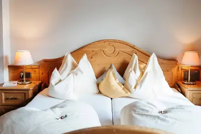 Image de Double room morning sun breakfast from 5 nights - Landhotel Lindenhof