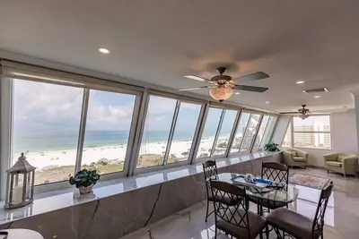 Image de 1055-803 - Premium Plus - Stunning Beach View Oasis