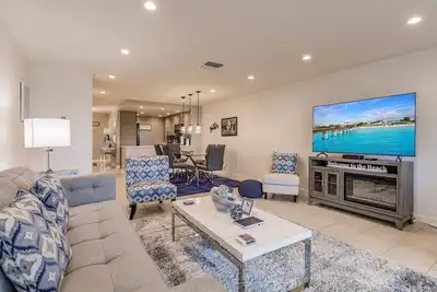 Image de 1255-403 - Premium - Panoramic Paradise with Gulf and City Views