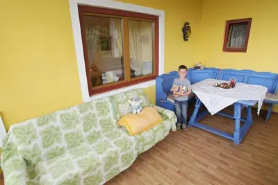 Image de Dreibettzimmer Goldmarie mit Dusche und Wc - Landhaus Pension Holle