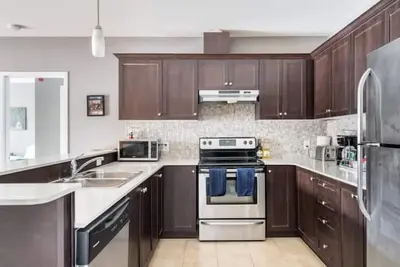 Image de Downtown Condo License No. 23 112884 Str