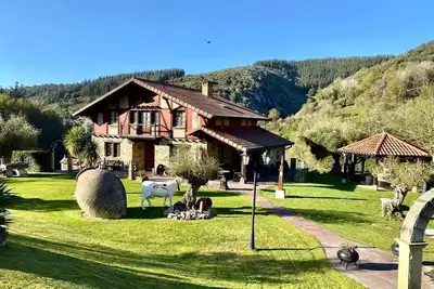 Image de Luxury villa in a natural park. 35 km from Bilbao