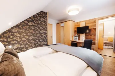 Image de Family room Eco garden view - Pension Linder