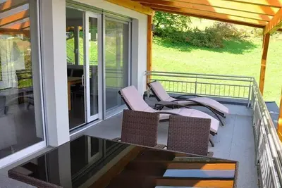 Image de Ferienwohnung Mond mit Badesteg Direkt am See - Laggerhof Direkt am Südufer des Millstätter Sees
