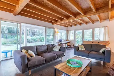 Image de Magnifique maison de vacances privée pour 8 personnes avec Wifi, terrasse et parking