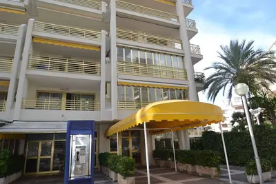 Image de Bel appartement pour 4 personnes avec climatisation, piscine, Wifi, Tv et terrasse