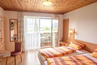 Image de Doppelzimmer mit Dusche\/wc, Balkon - Pension Christophorus